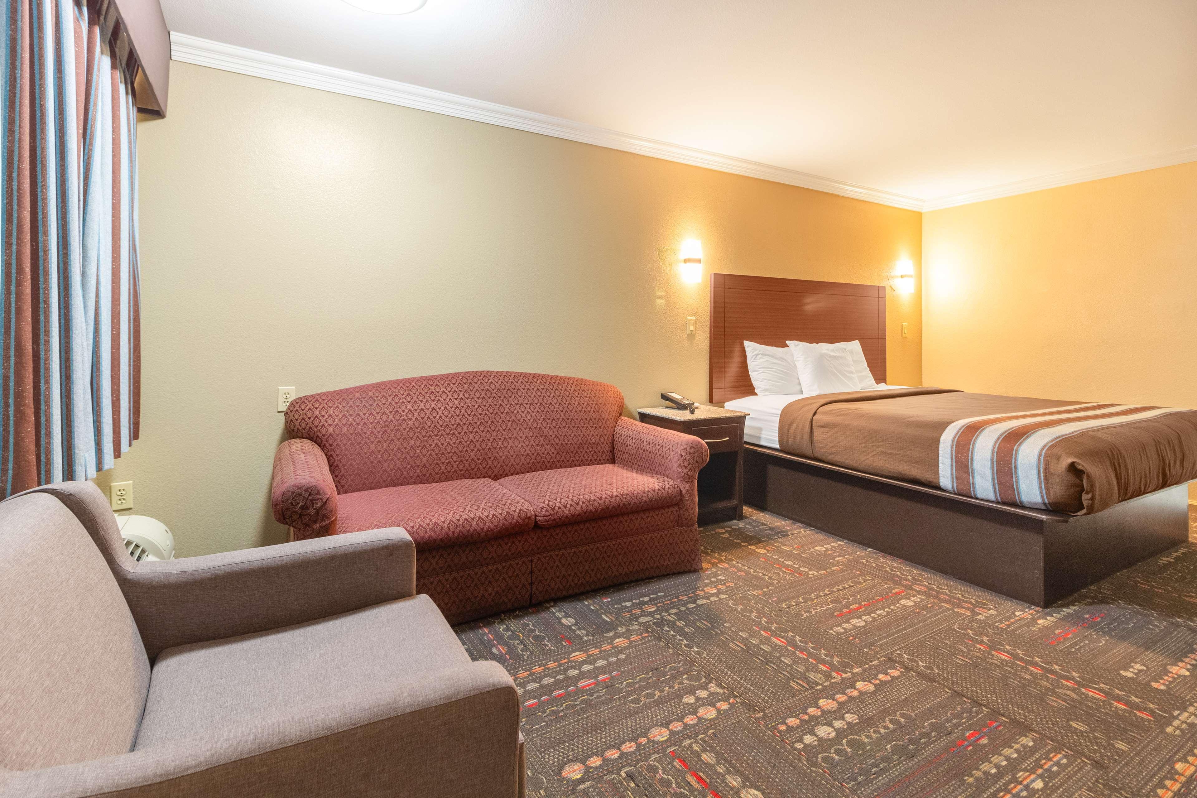Hotel Dan Inn Uberaba & Convencoes By Nacional Inn Buitenkant foto