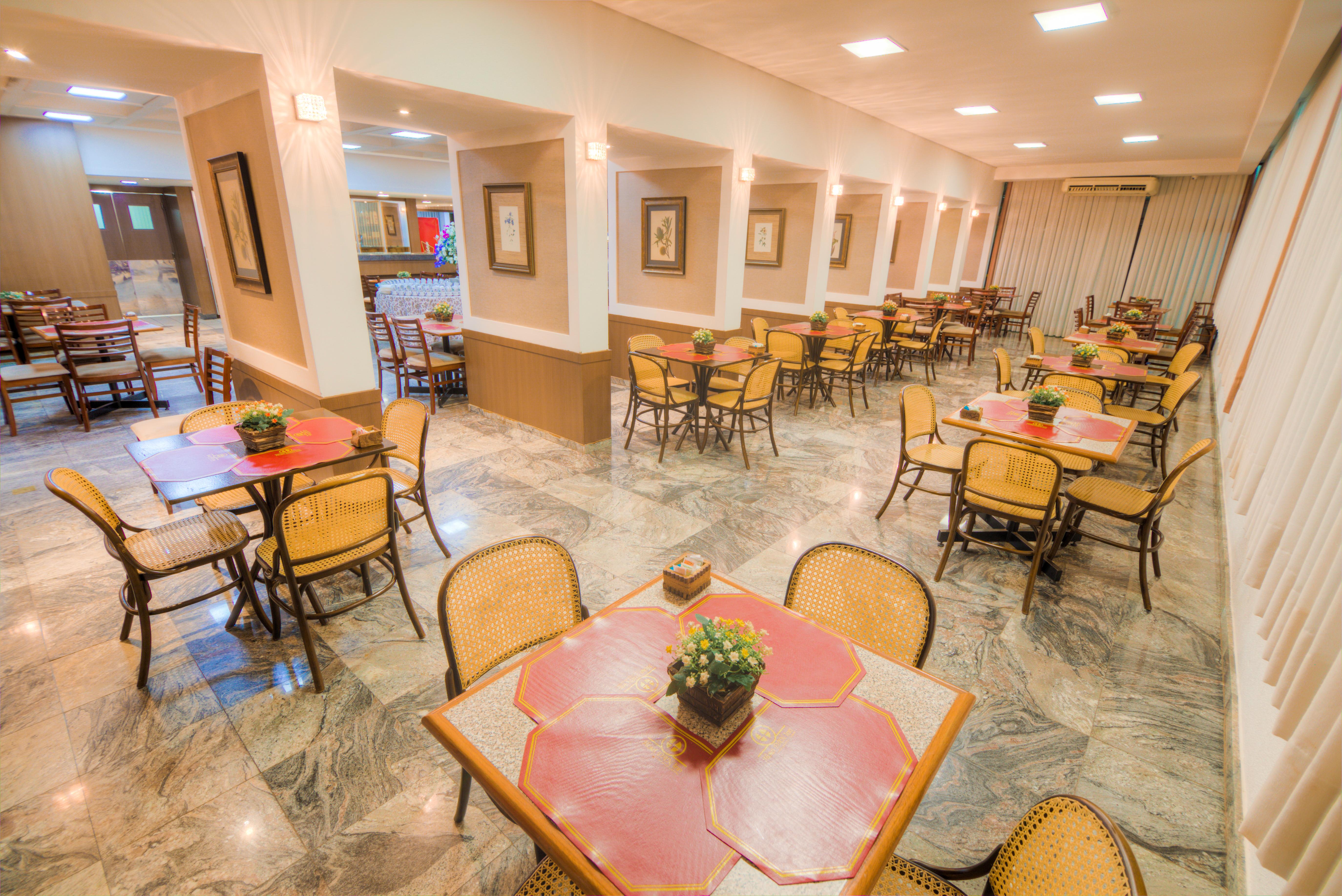Hotel Dan Inn Uberaba & Convencoes By Nacional Inn Buitenkant foto