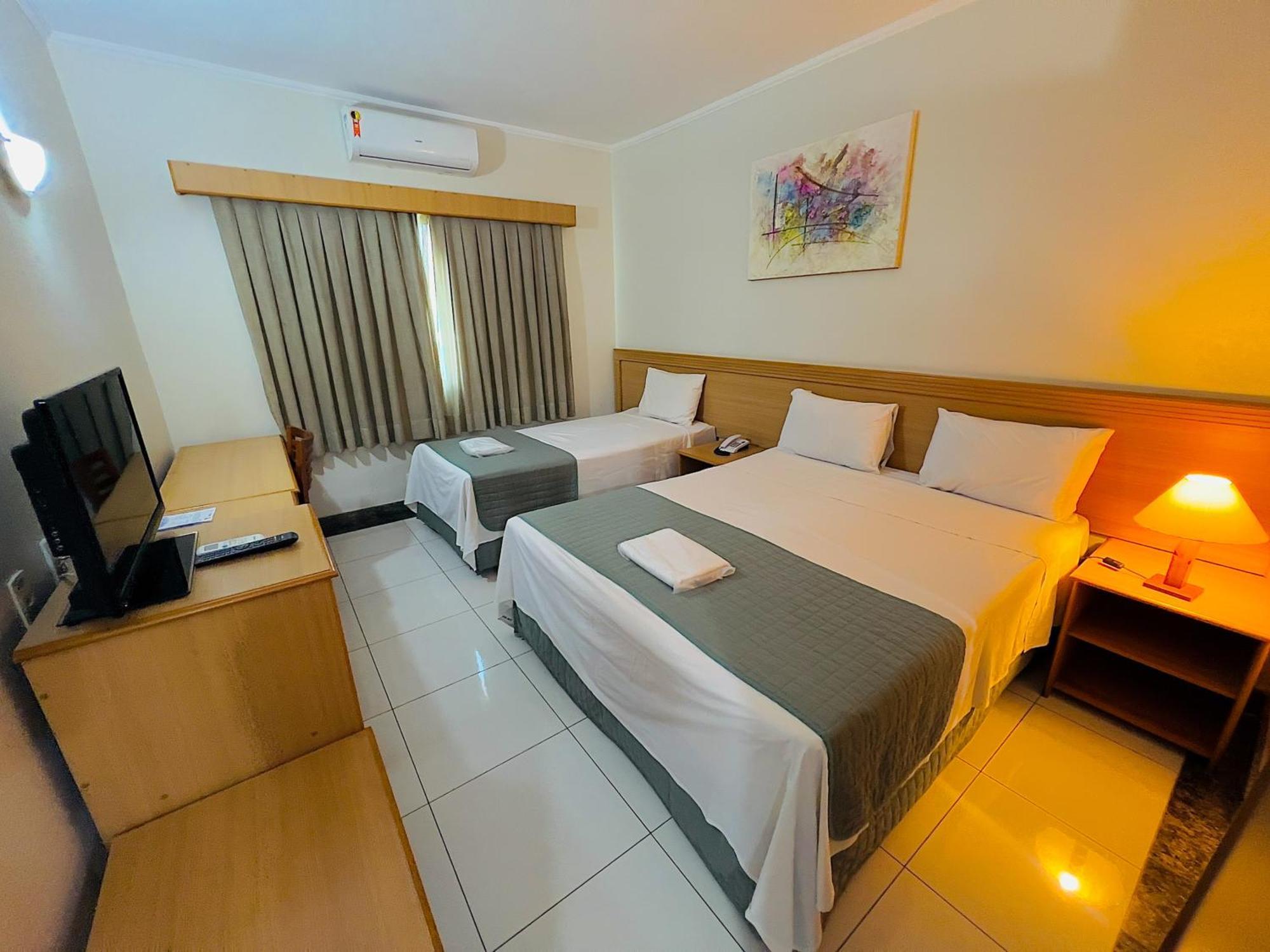 Hotel Dan Inn Uberaba & Convencoes By Nacional Inn Buitenkant foto